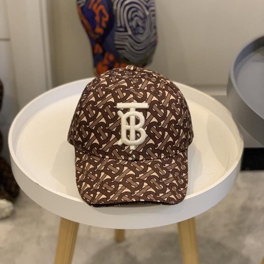 BURBERRY- BASEBALL CAP - SNEAKE.STORE