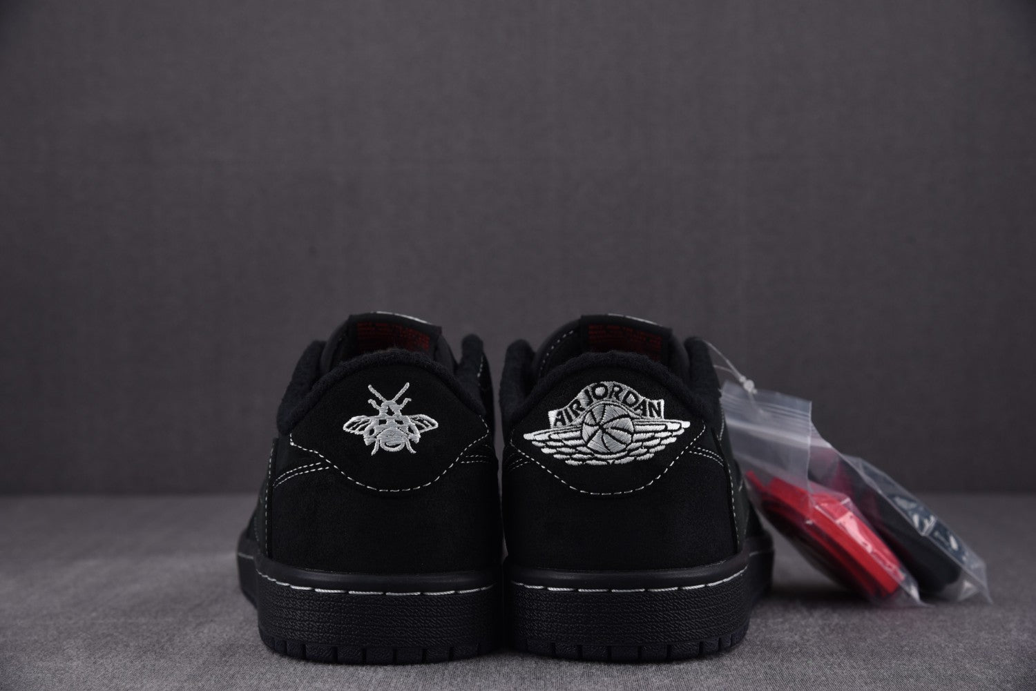 AIR JORDAN 1 LOW OG “SP Travis Scott Black Phantom” - SNEAKE.STORE