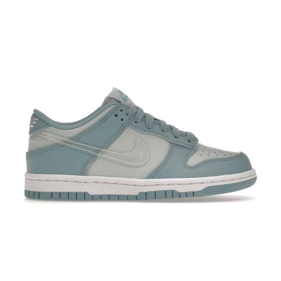 NIKE DUNK LOW AURA CLEAR BLUE SWOOSH (GS) - SNEAKE.STORE