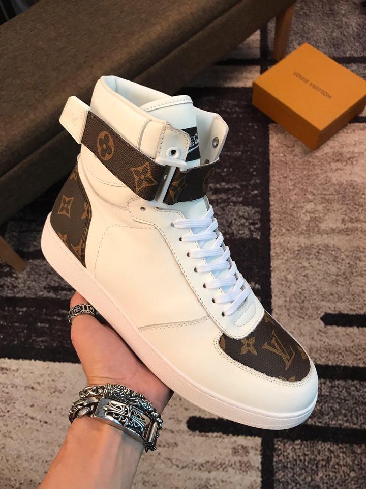 LOUIS VUITTON - SNEAKER