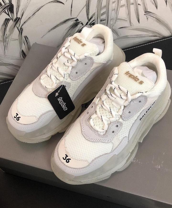 BALENCIAGA - TRIPLE S WOMEN’S