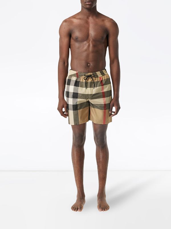 BURBERRY- SHORT - SNEAKE.STORE